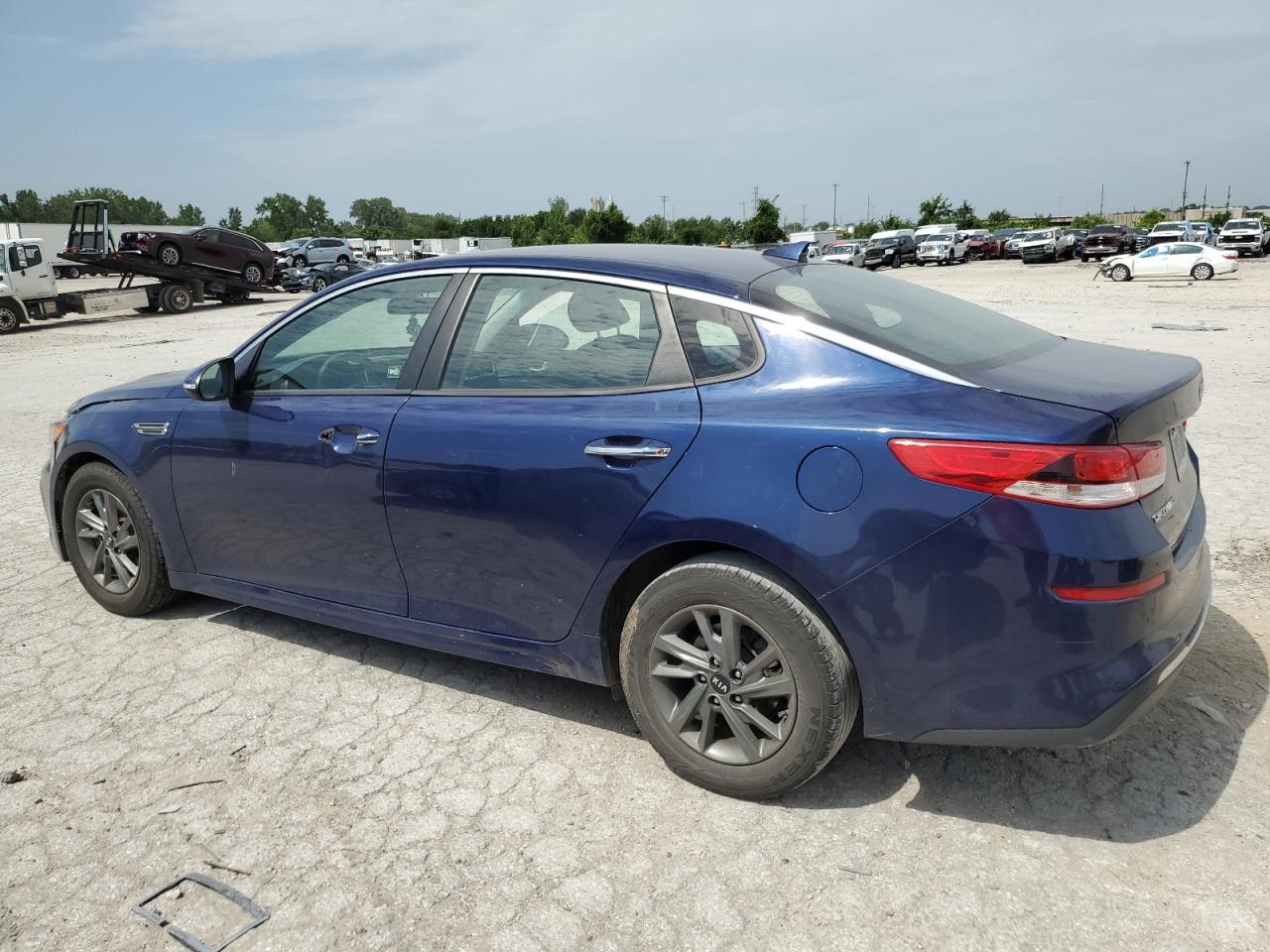 2019 Kia Optima Lx - Фото 2