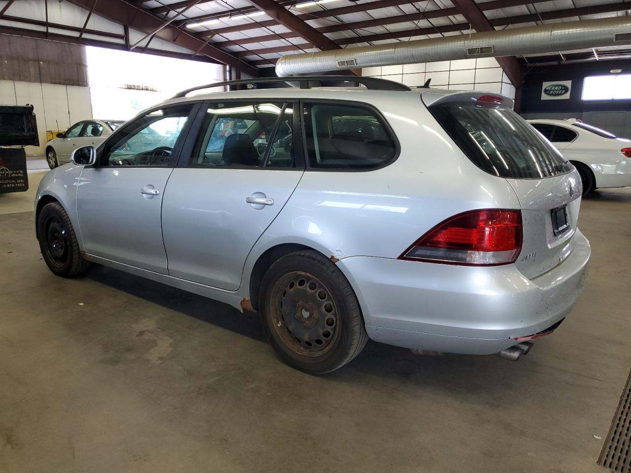 2013 Volkswagen Jetta S - Фото 2