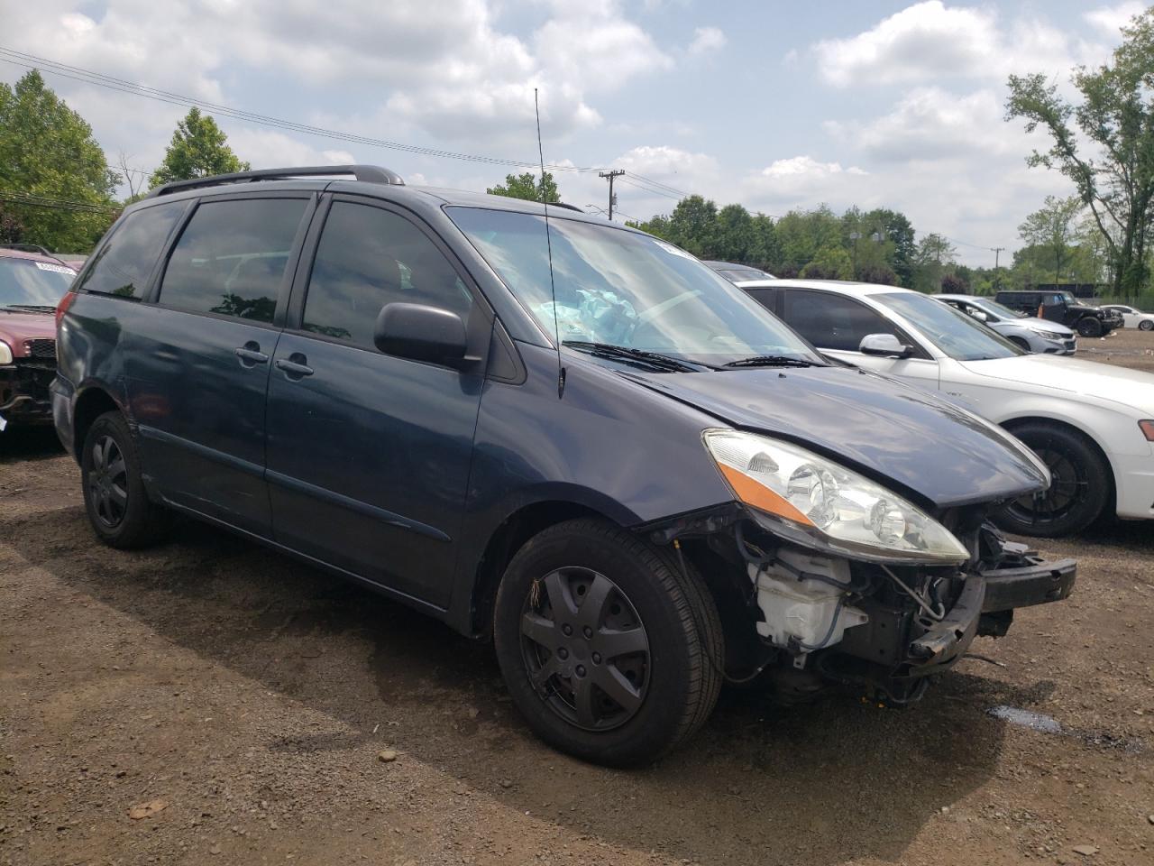 2007 Toyota Sienna Ce - Image 4