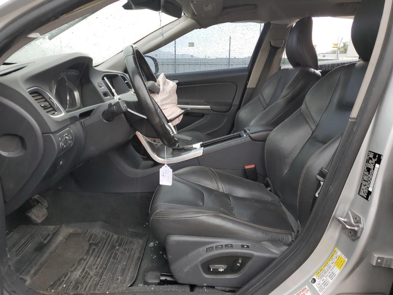 2016 Volvo V60 Cross Country Premier - Фото 7