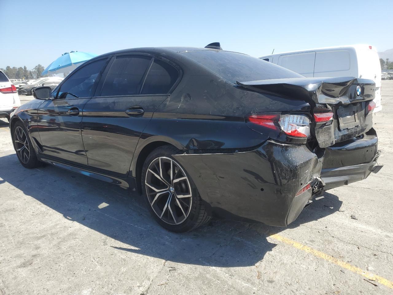 2023 BMW 530 I - Фото 2