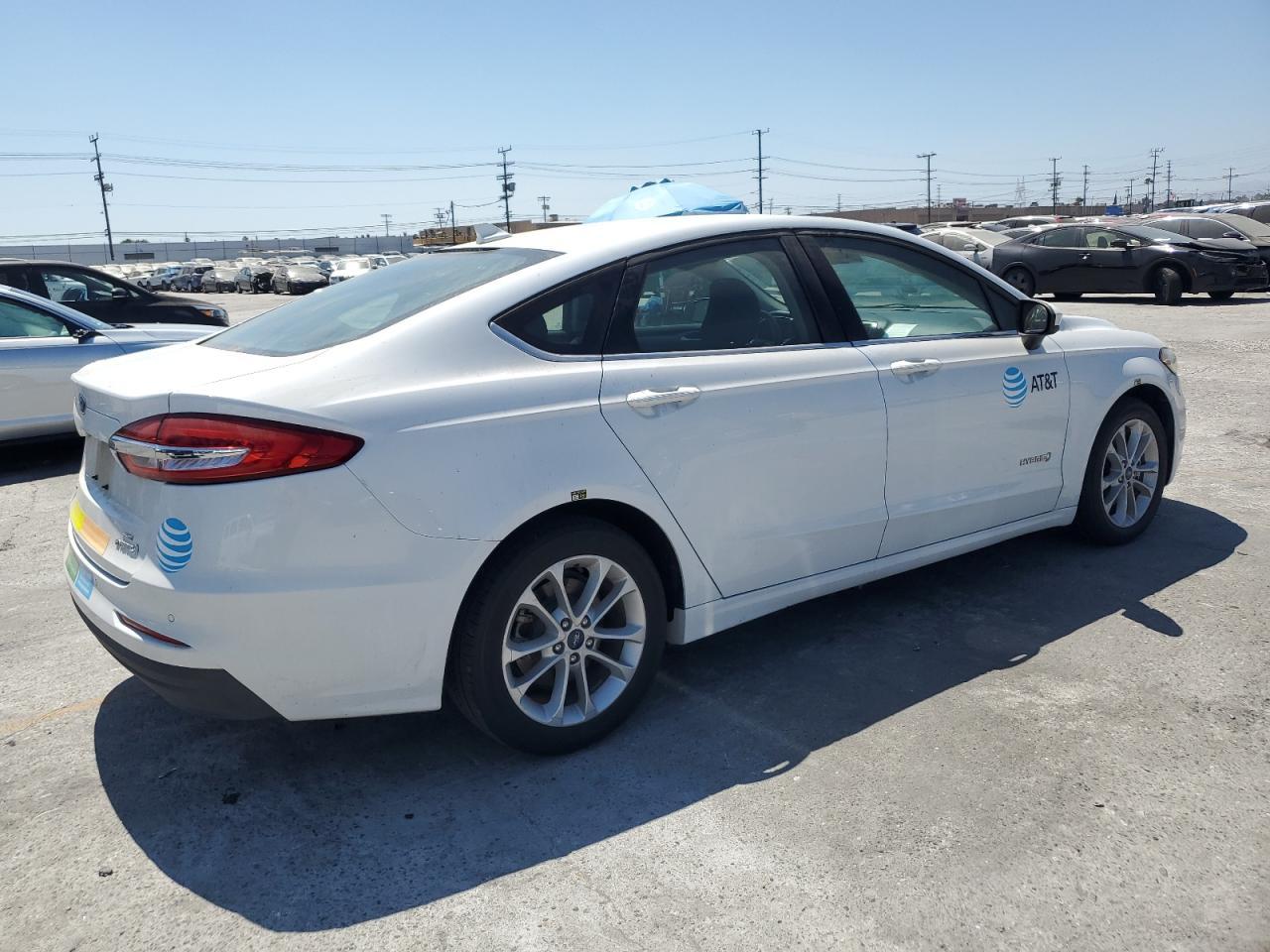2019 Ford Fusion Se - Фото 3