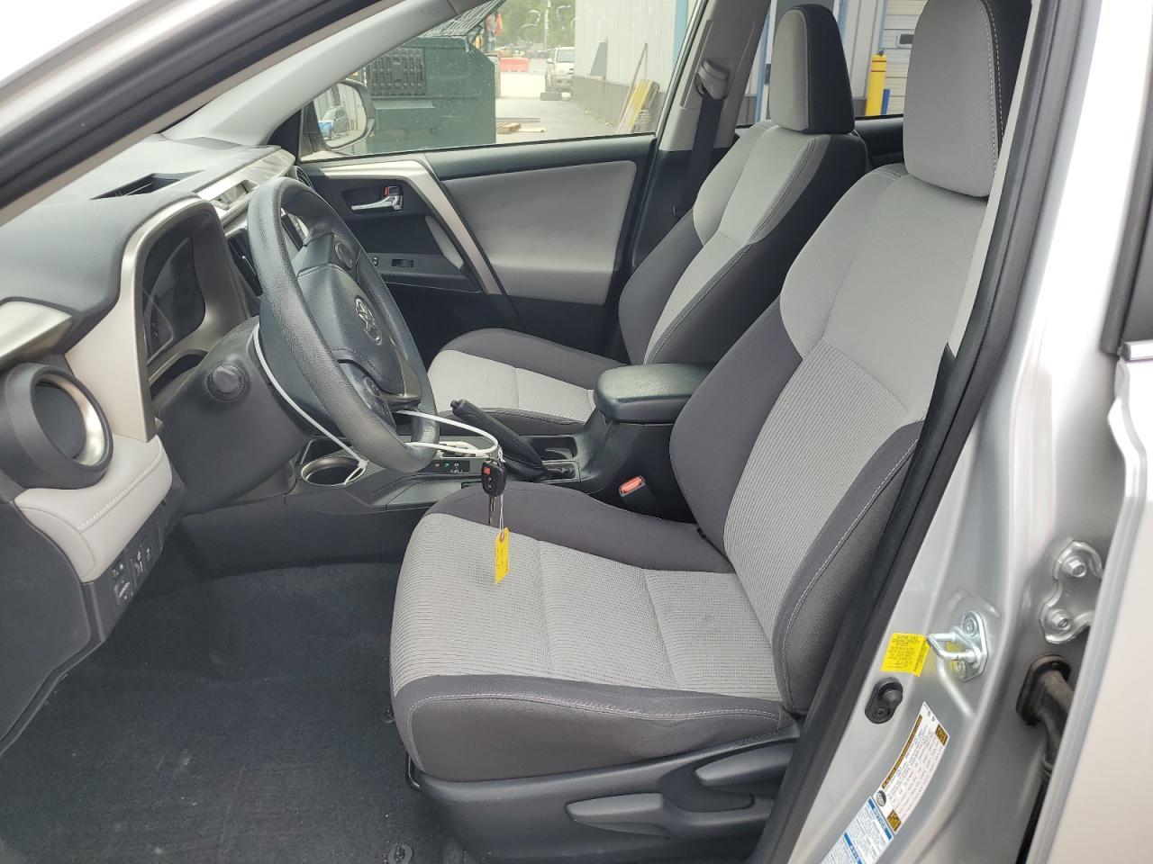 2015 Toyota Rav4 Xle - Image 7