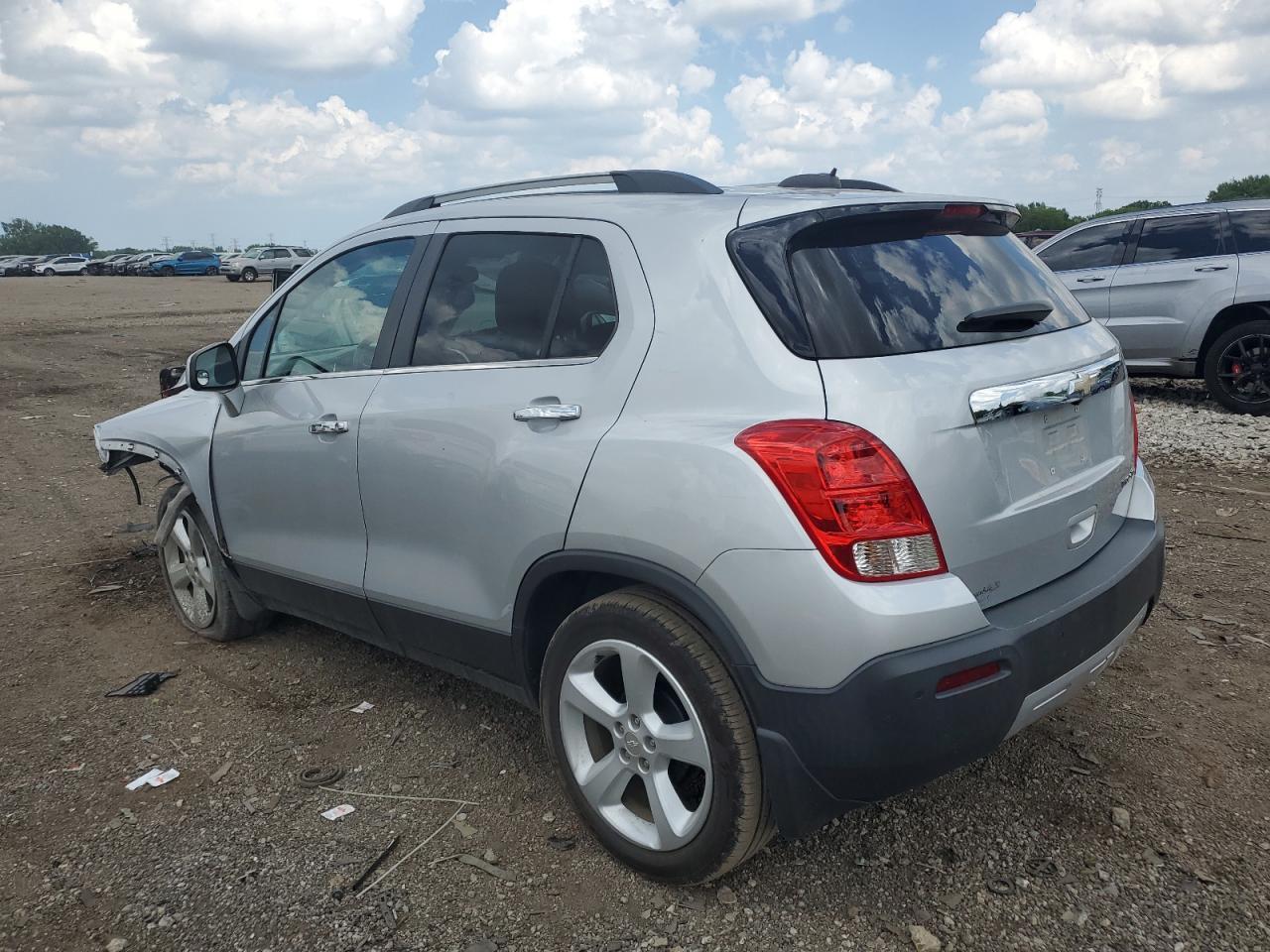 2015 Chevrolet Trax Ltz - Image 2