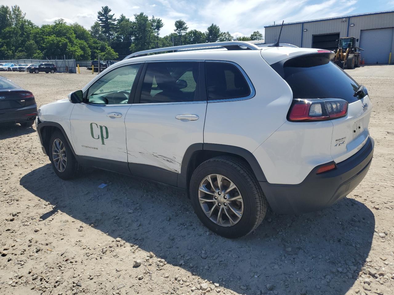 2019 Jeep Cherokee Latitude Plus - Image 2