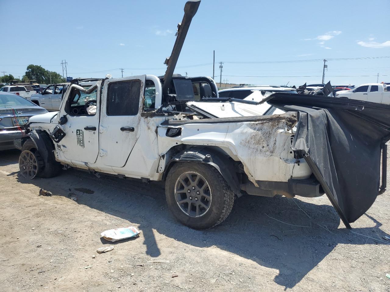 2020 Jeep Gladiator Overland - Фото 2