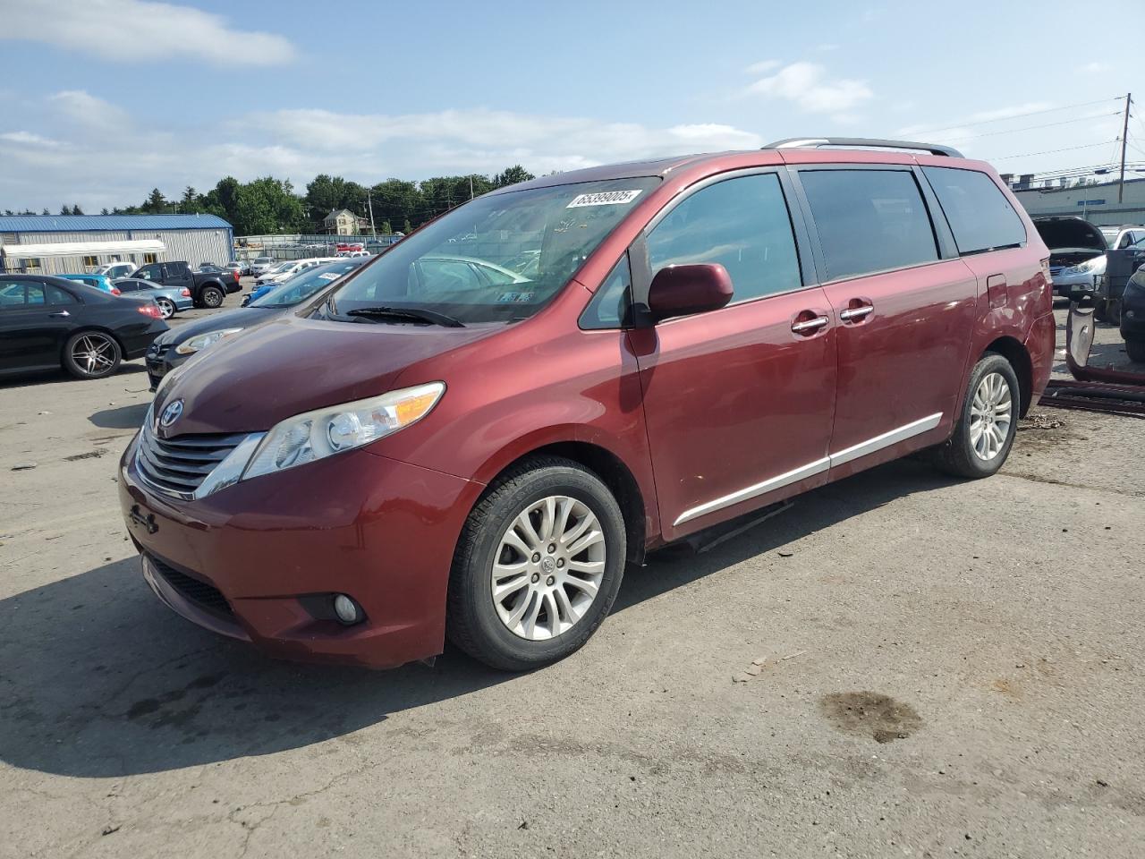2017 Toyota Sienna Xle