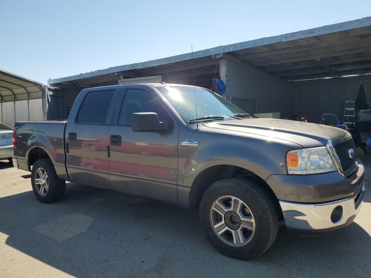 2008 Ford F150 Supercrew - Image 4