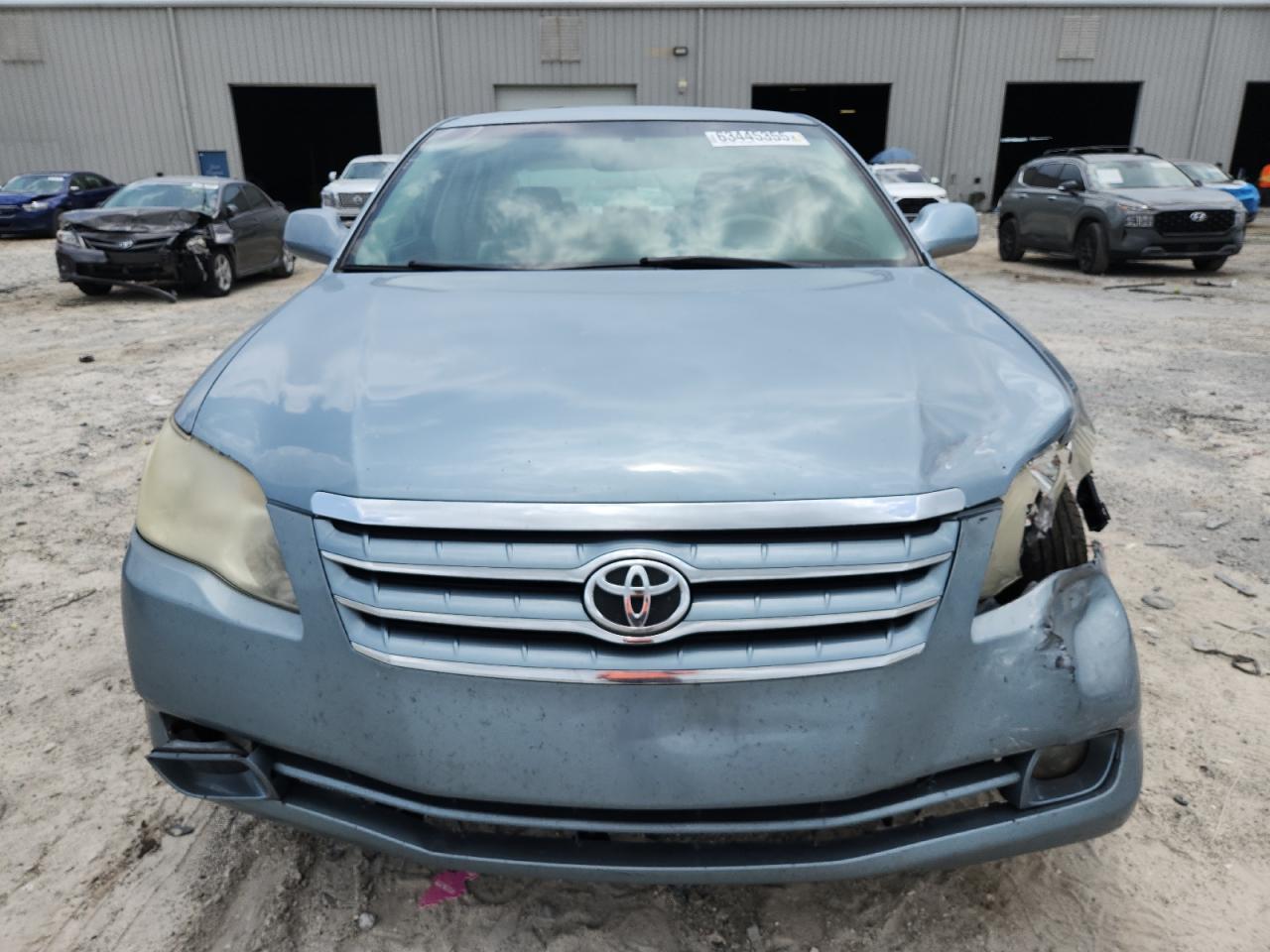 2005 Toyota Avalon Xl - Image 5