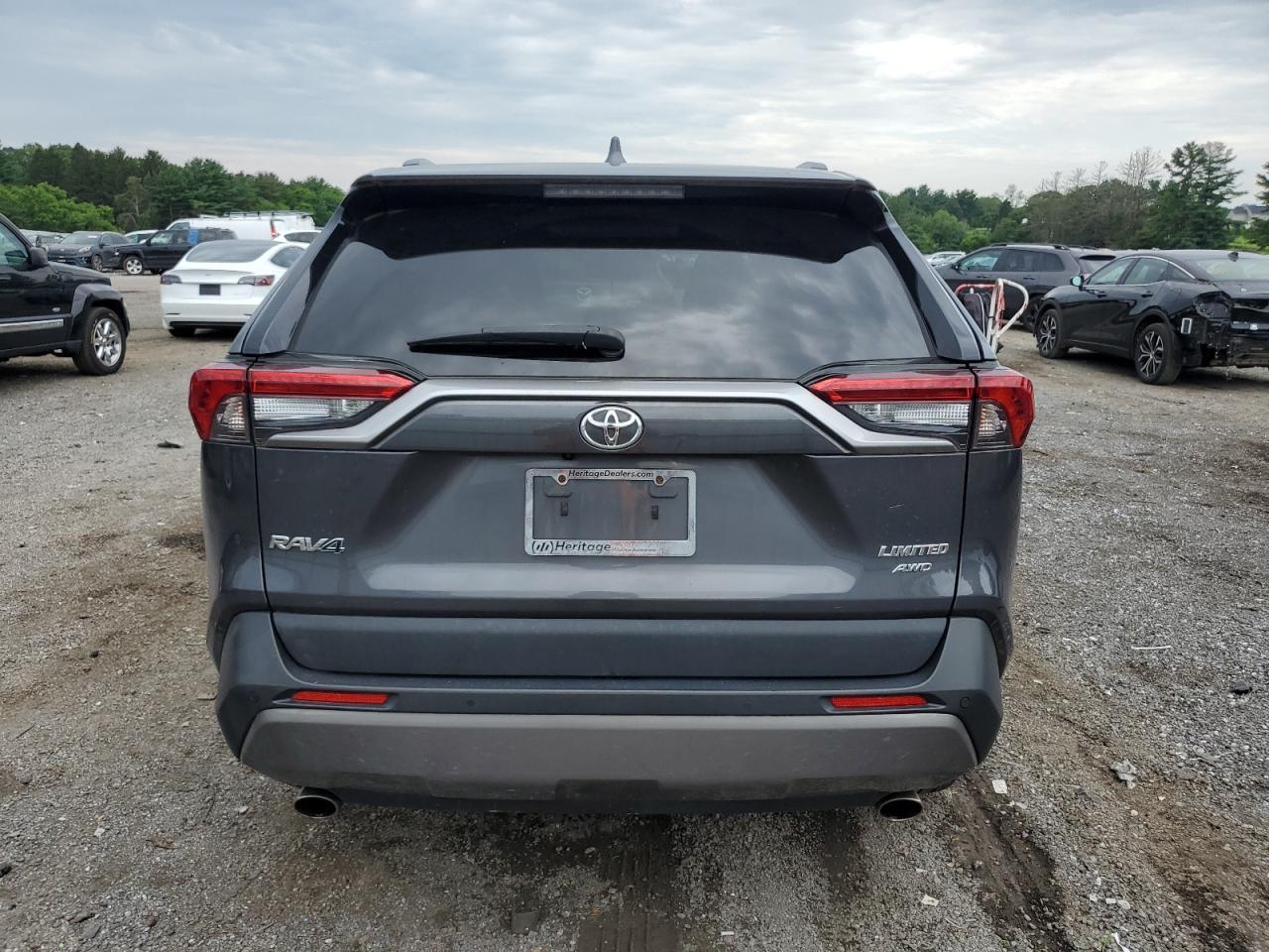 2020 Toyota Rav4 Limited - Фото 6