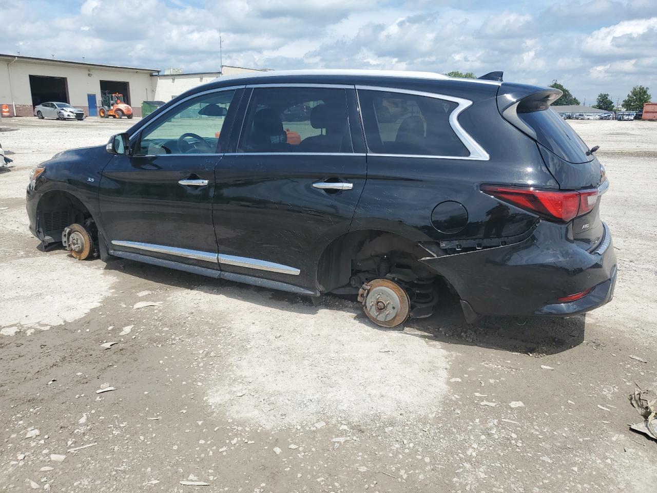 2020 Infiniti Qx60 Luxe - Фото 2