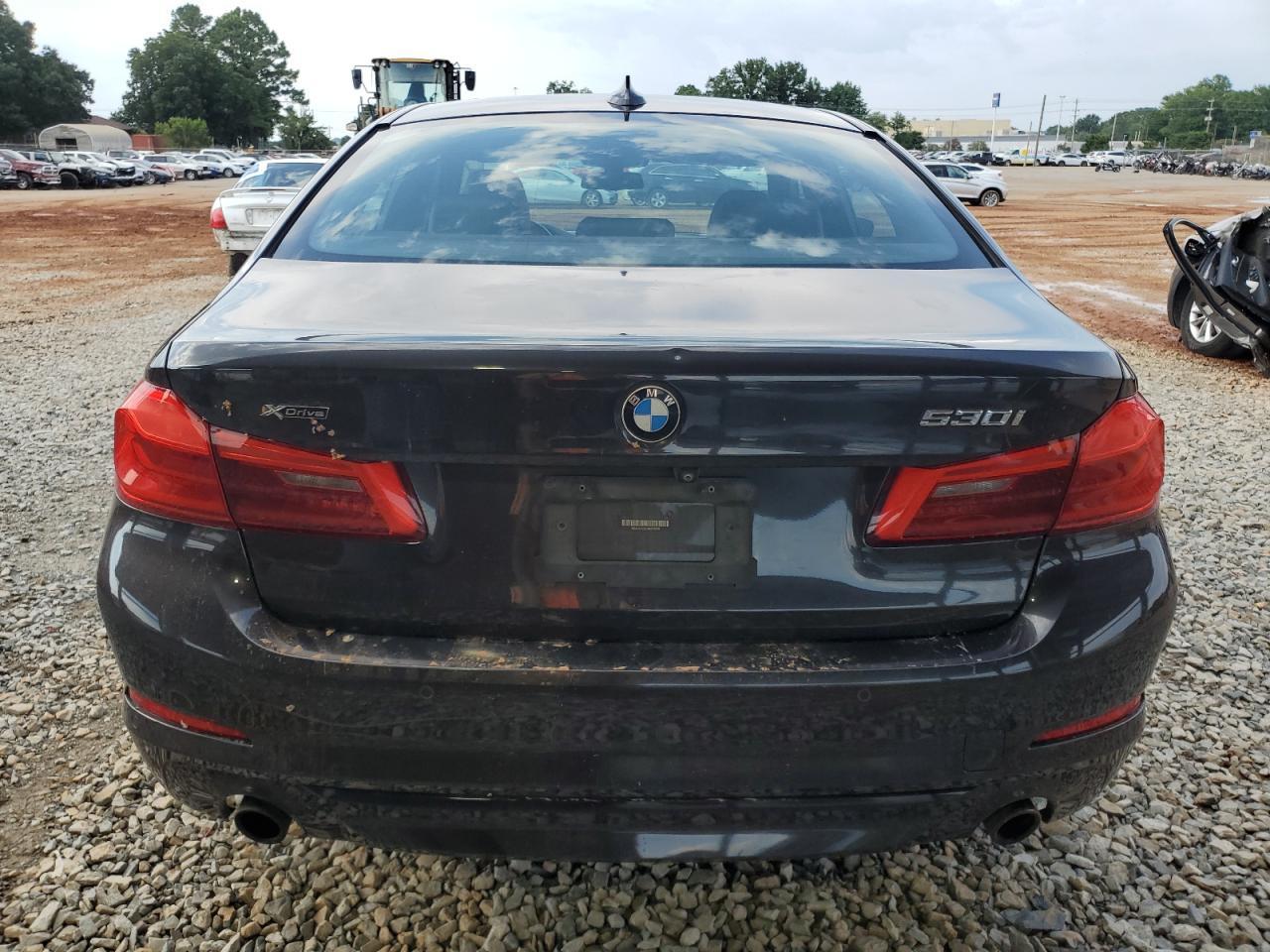 2018 BMW 530 Xi - Фото 6