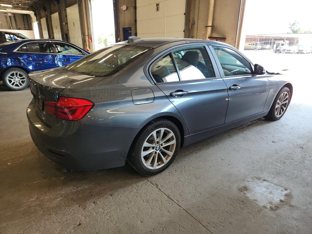 2018 BMW 320 I - Фото 3