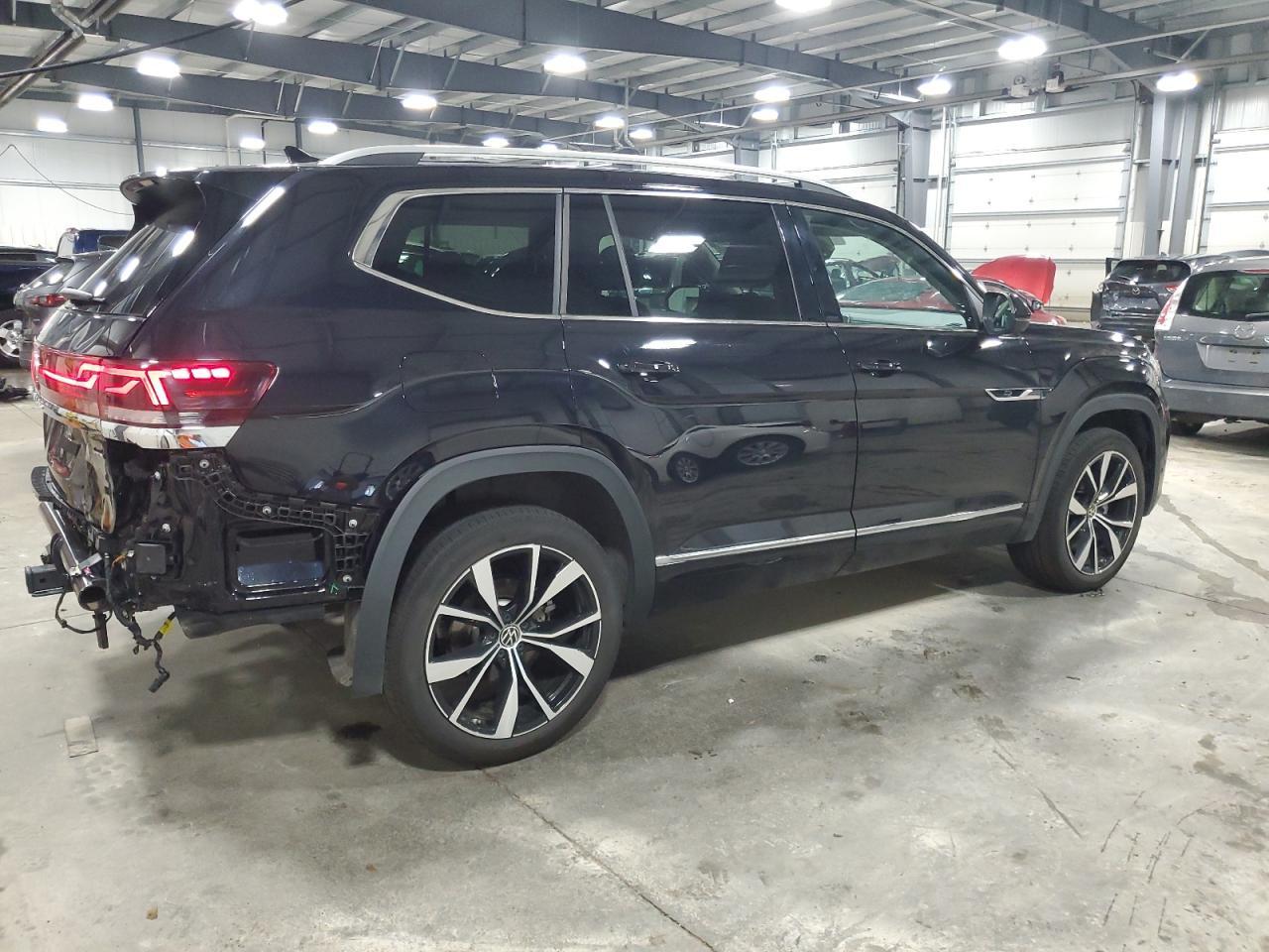 2024 Volkswagen Atlas Sel Premium R-Line - Фото 3