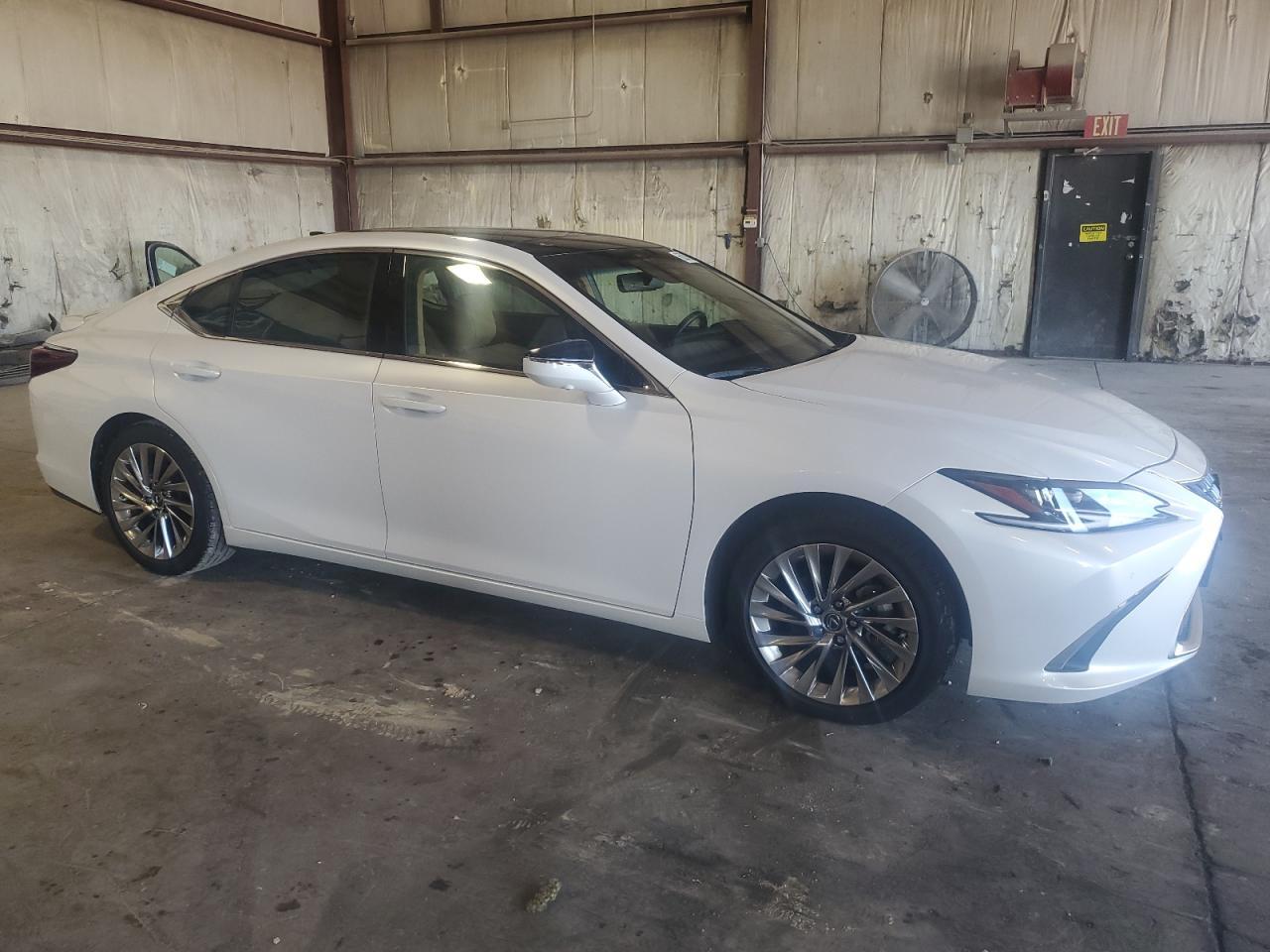 2023 Lexus Es 350 Base - Image 4