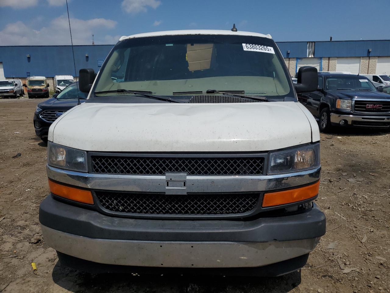 2018 Chevrolet Express G2500 - Фото 5