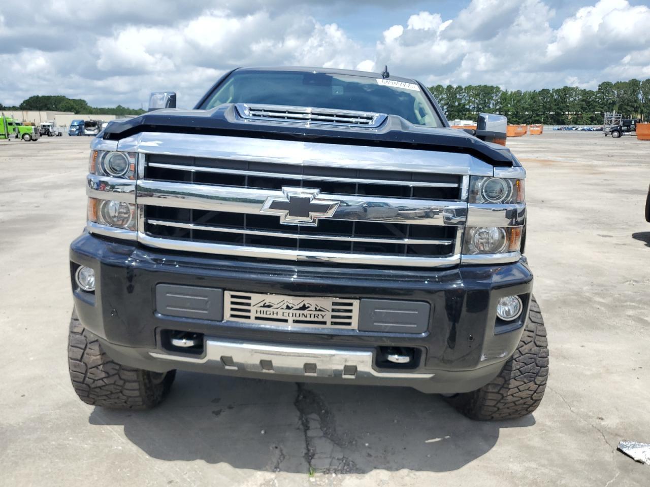 2019 Chevrolet Silverado K2500 High Country - Image 5