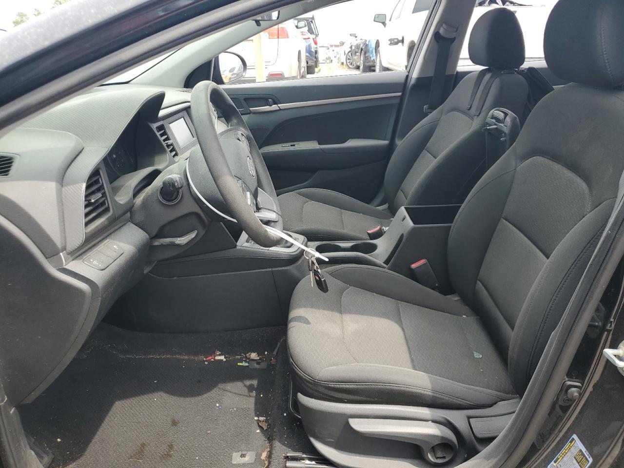 2019 Hyundai Elantra Se - Image 7