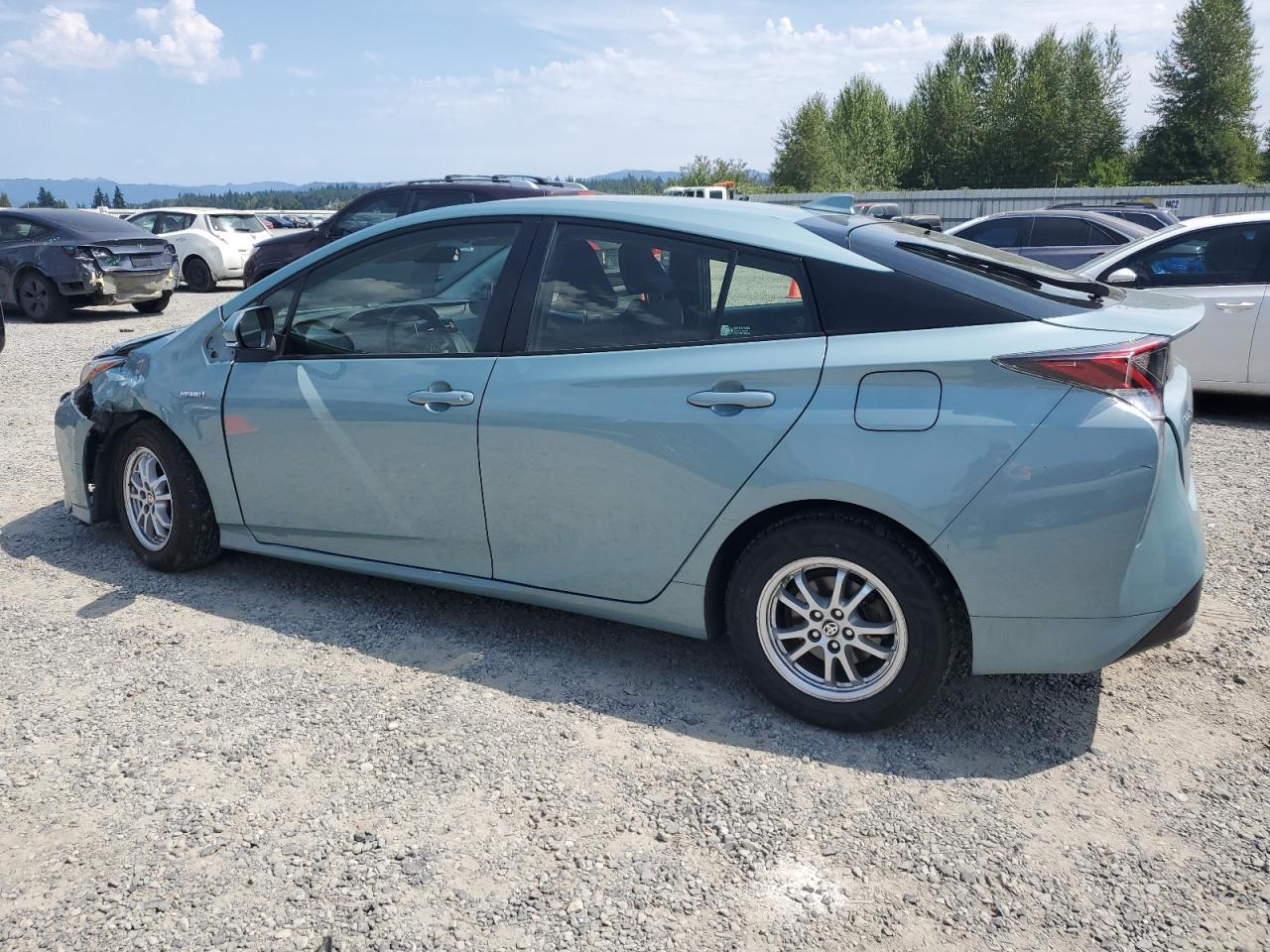 2016 Toyota Prius - Image 2