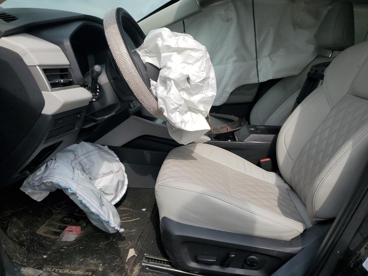 2023 Mitsubishi Outlander Sel - Фото 7