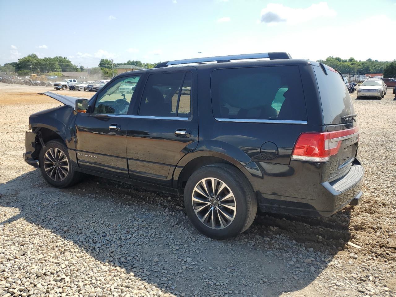 2016 Lincoln Navigator Select - Image 2
