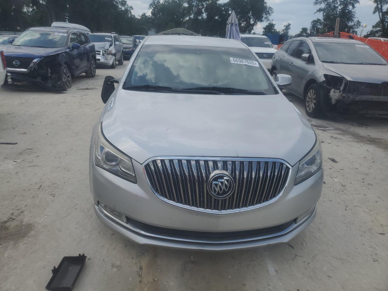 2015 Buick Lacrosse - Image 5