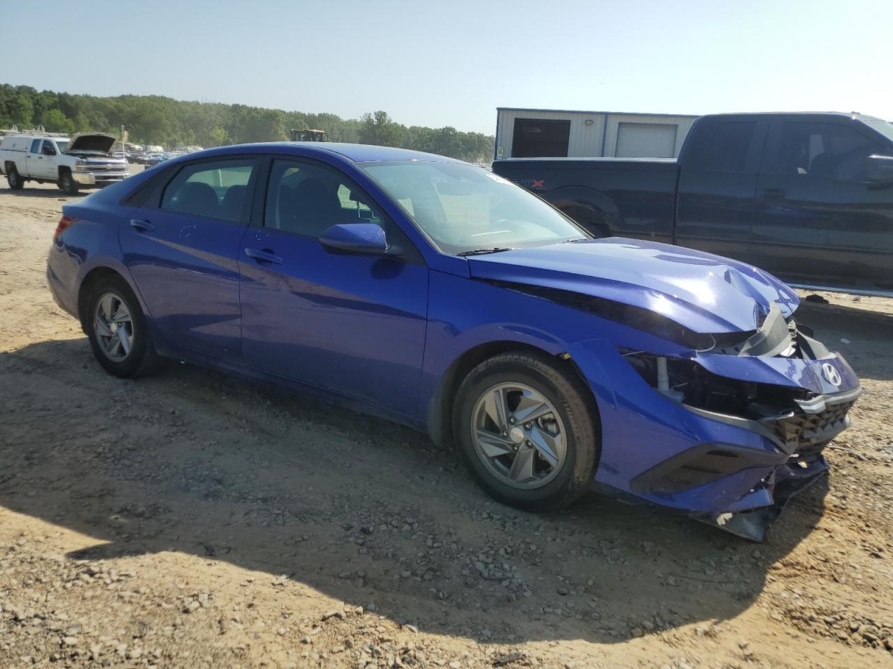 2025 Hyundai Elantra Se - Фото 4