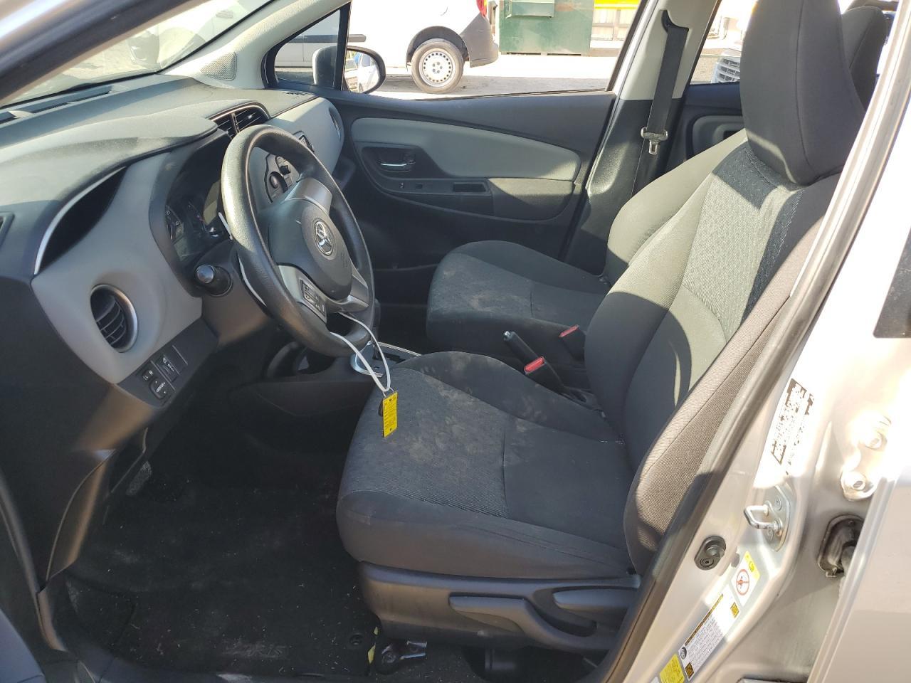 2015 Toyota Yaris - Фото 7