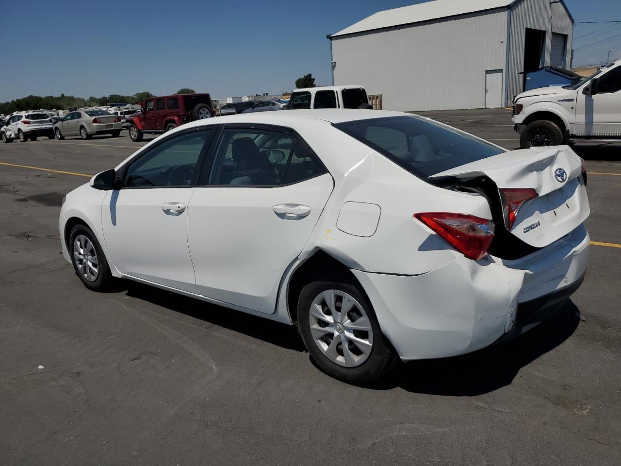 2017 Toyota Corolla L - Фото 2