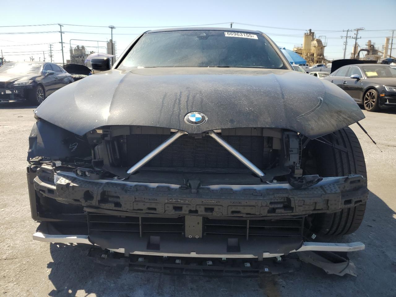 2024 BMW 330I - Фото 5