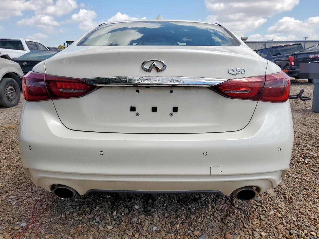 2022 Infiniti Q50 Luxe - Image 6