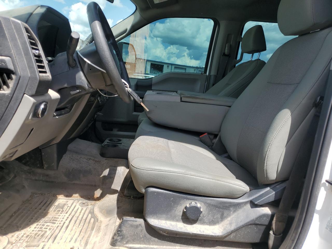 2022 Ford F250 Super Duty - Фото 7