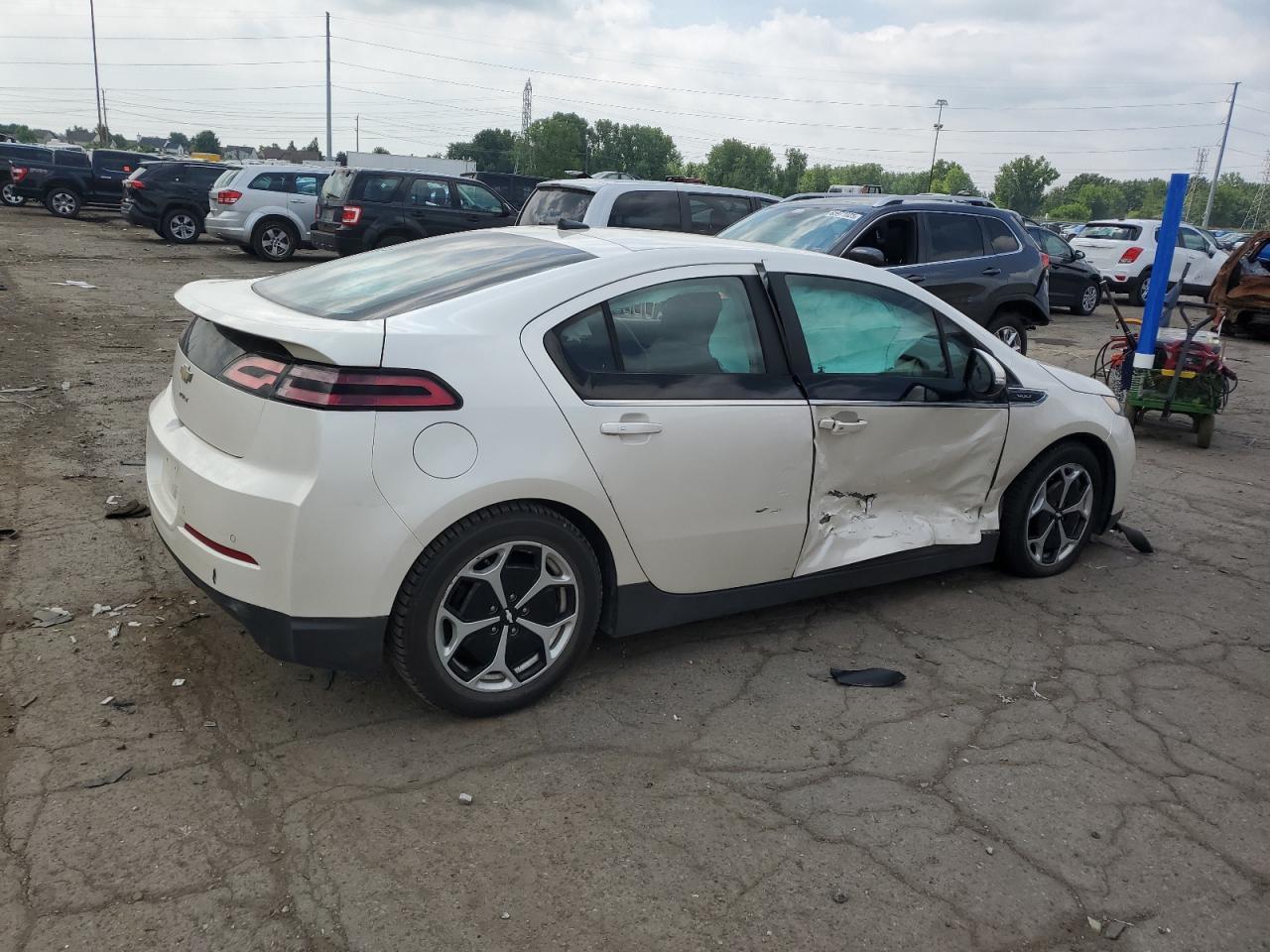 2014 Chevrolet Volt - Фото 3