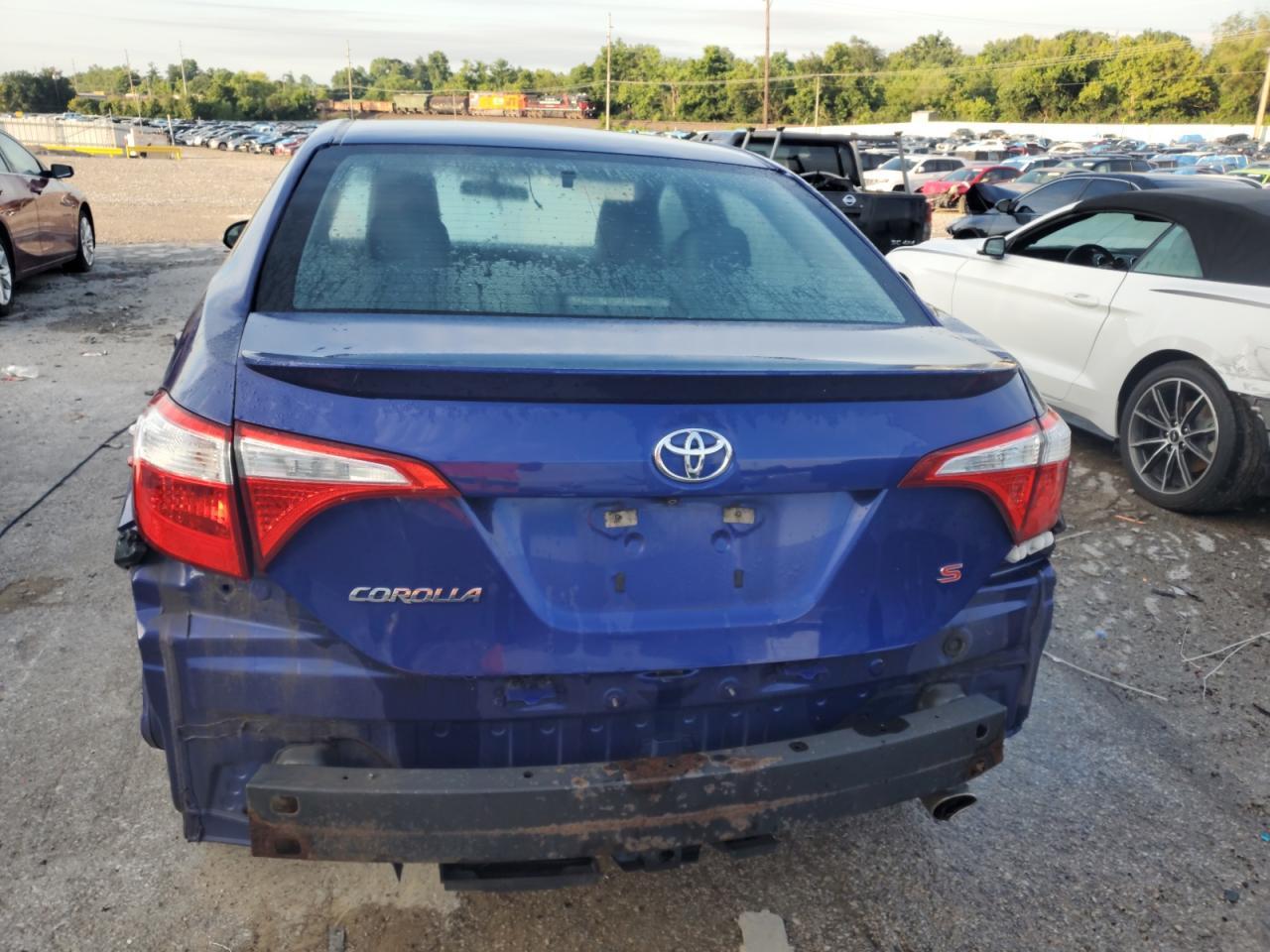 2014 Toyota Corolla L - Фото 6