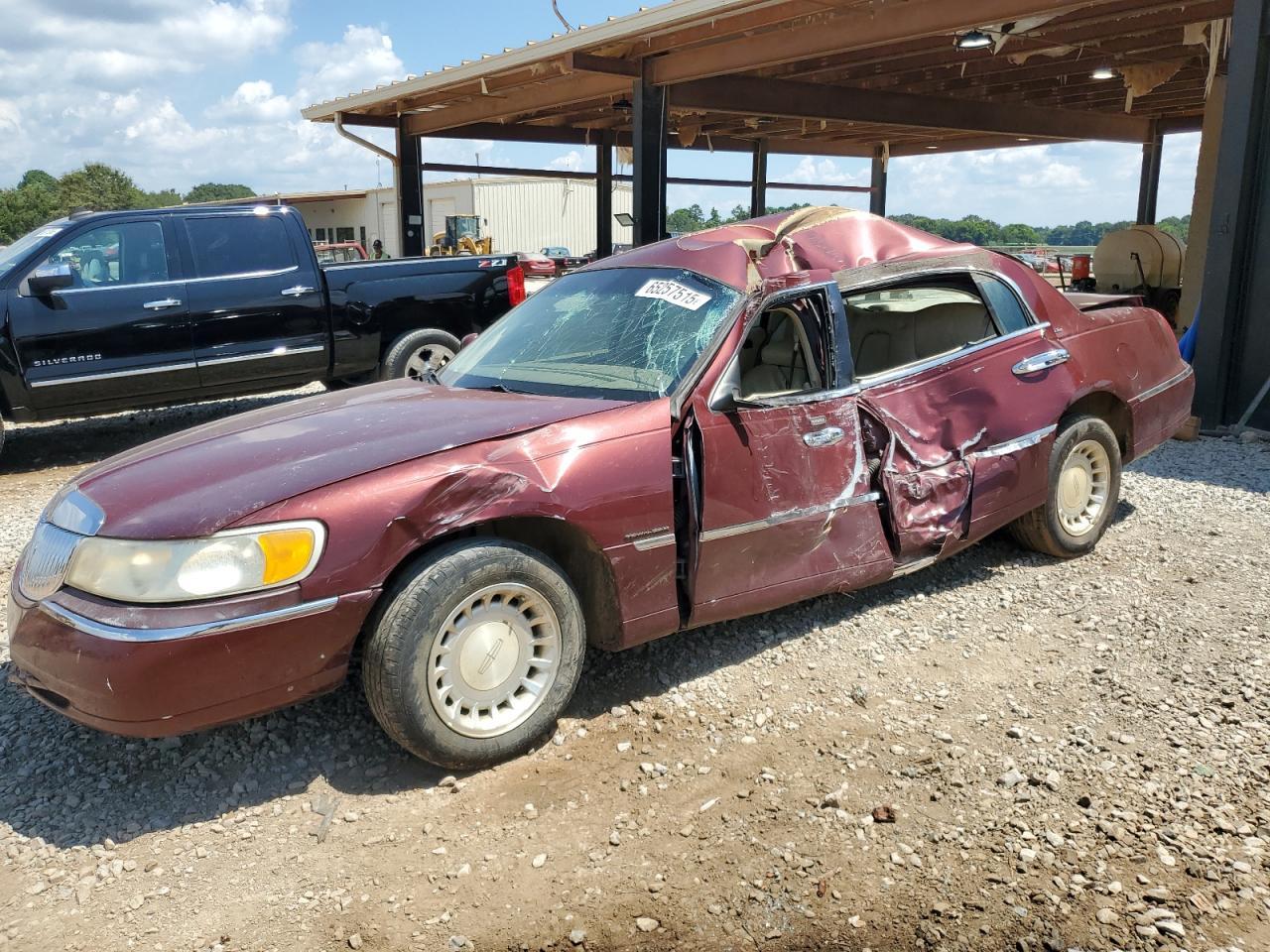 2000 Lincoln Town Car Executive