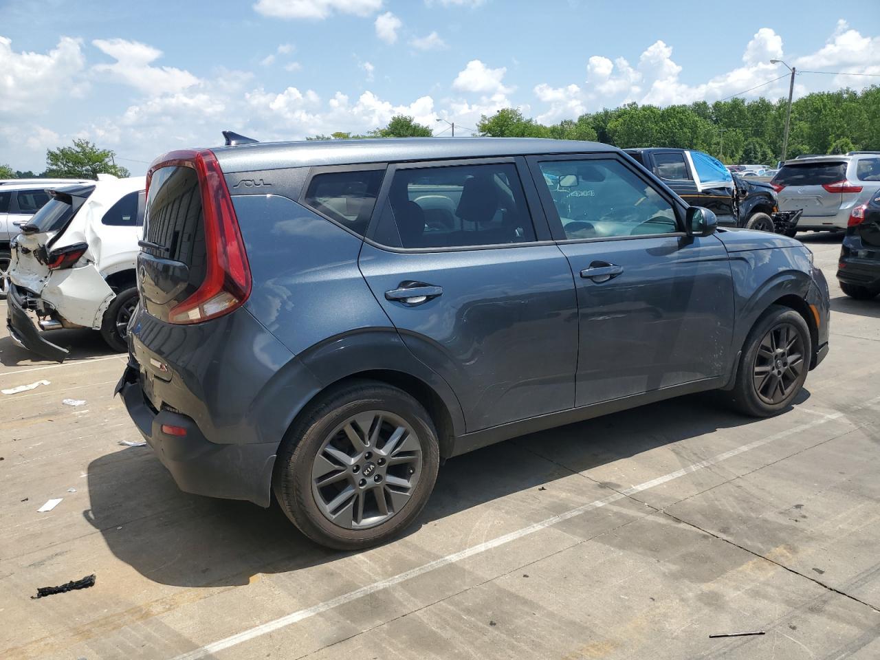 2021 Kia Soul Lx - Image 3