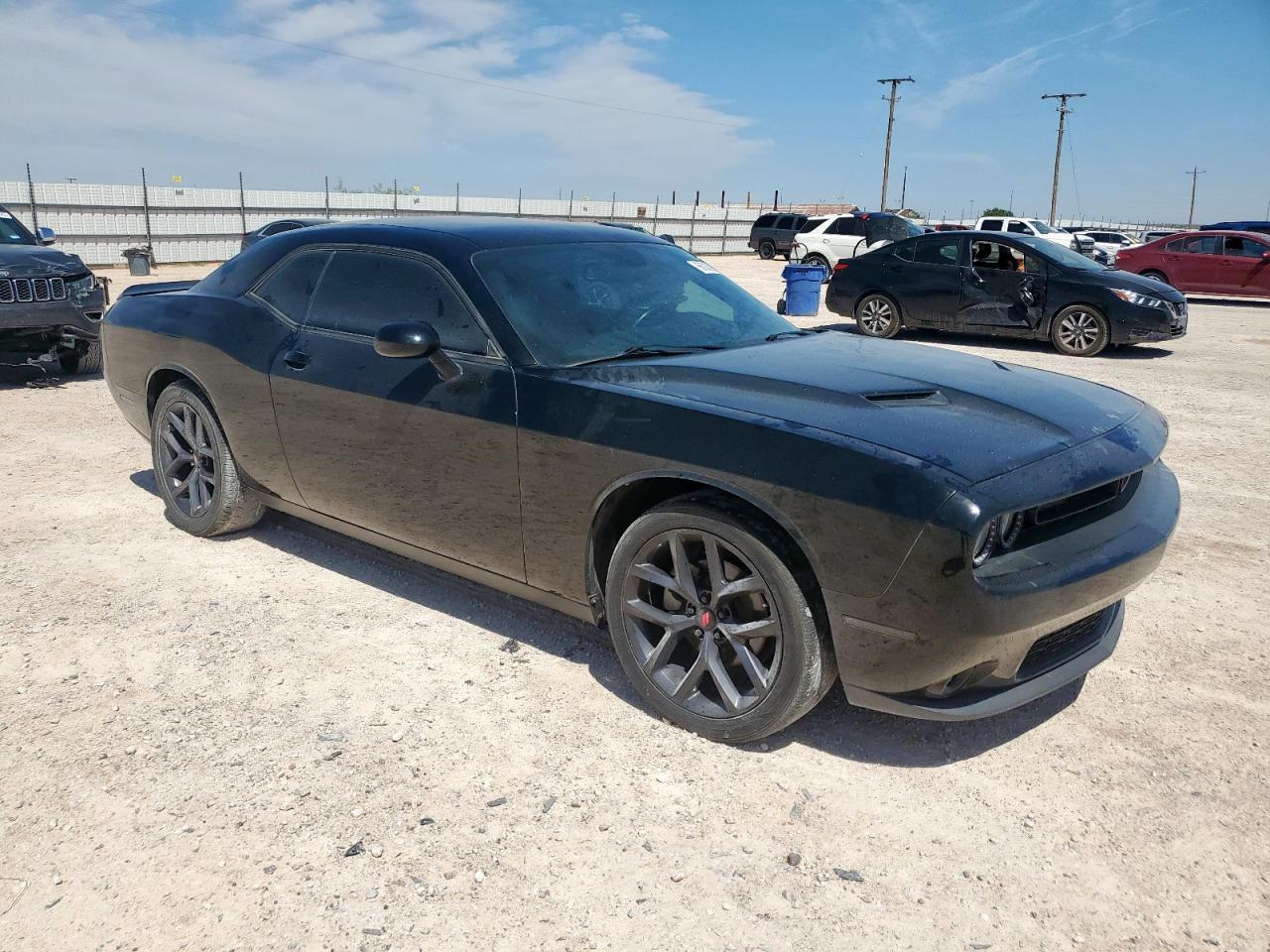 2021 Dodge Challenger Sxt - Фото 4