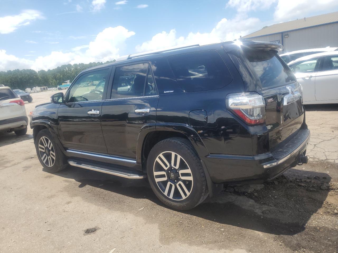 2018 Toyota 4Runner Sr5 - Фото 2