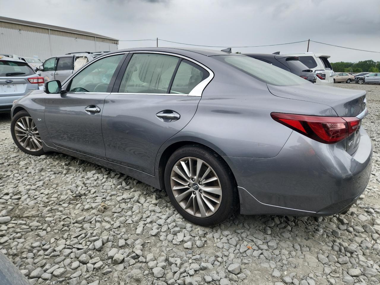 2018 Infiniti Q50 Luxe - Image 2