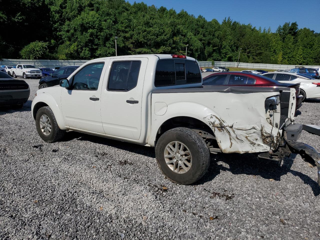 2016 Nissan Frontier S - Фото 2