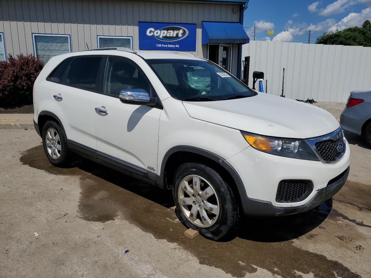 2013 Kia Sorento Lx - Image 4