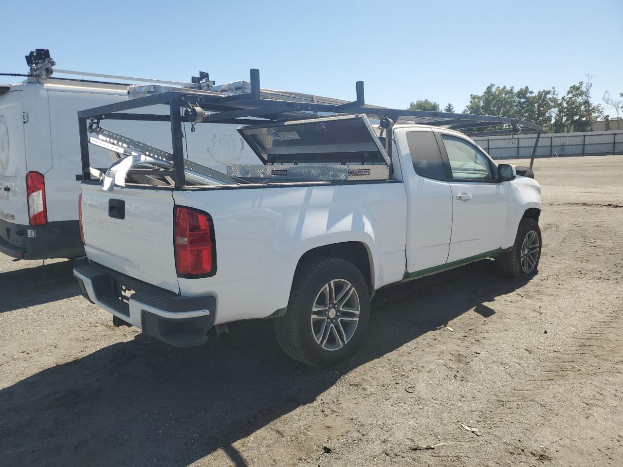 2022 Chevrolet Colorado - Фото 3