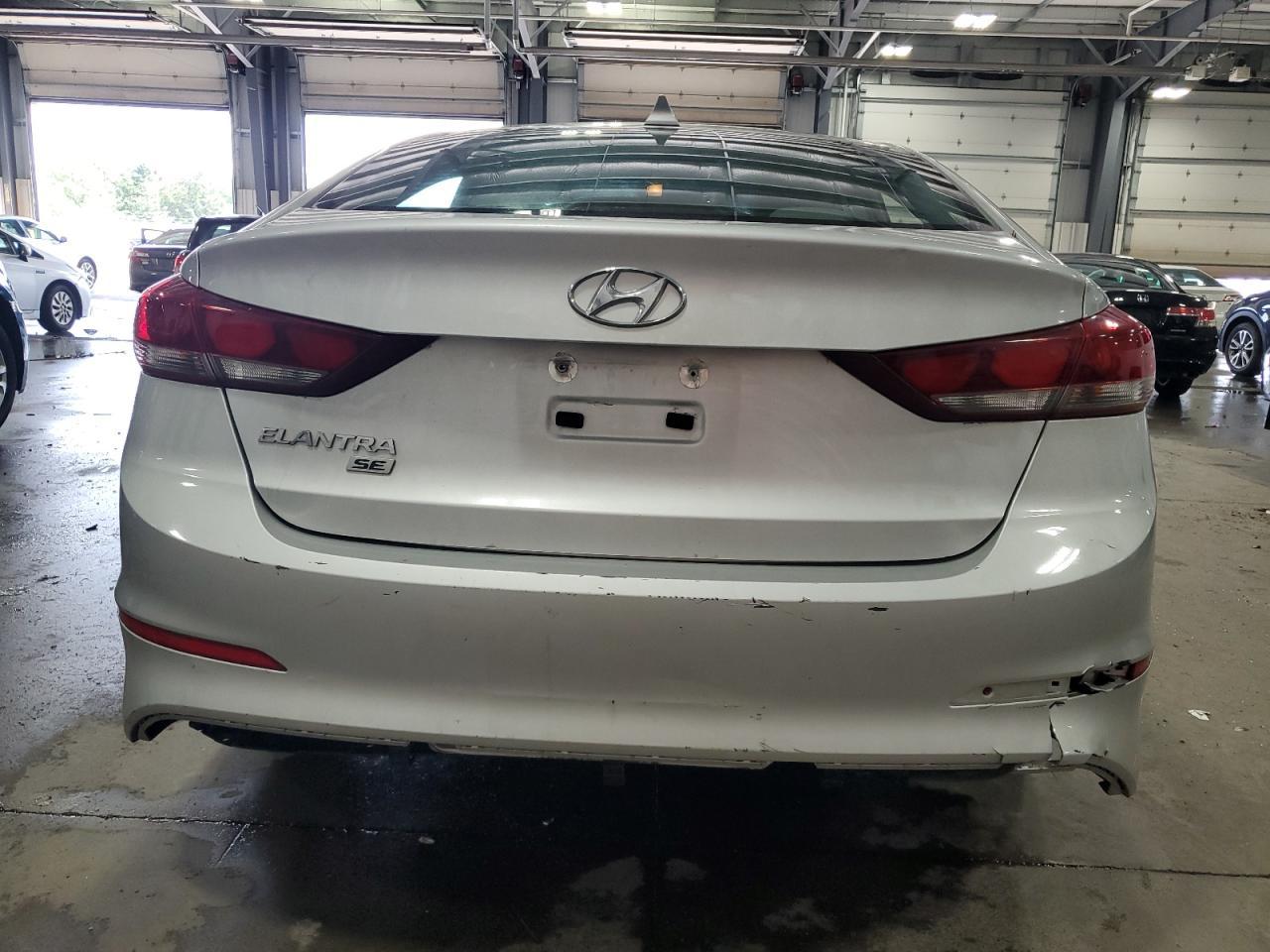 2017 Hyundai Elantra Se - Фото 6