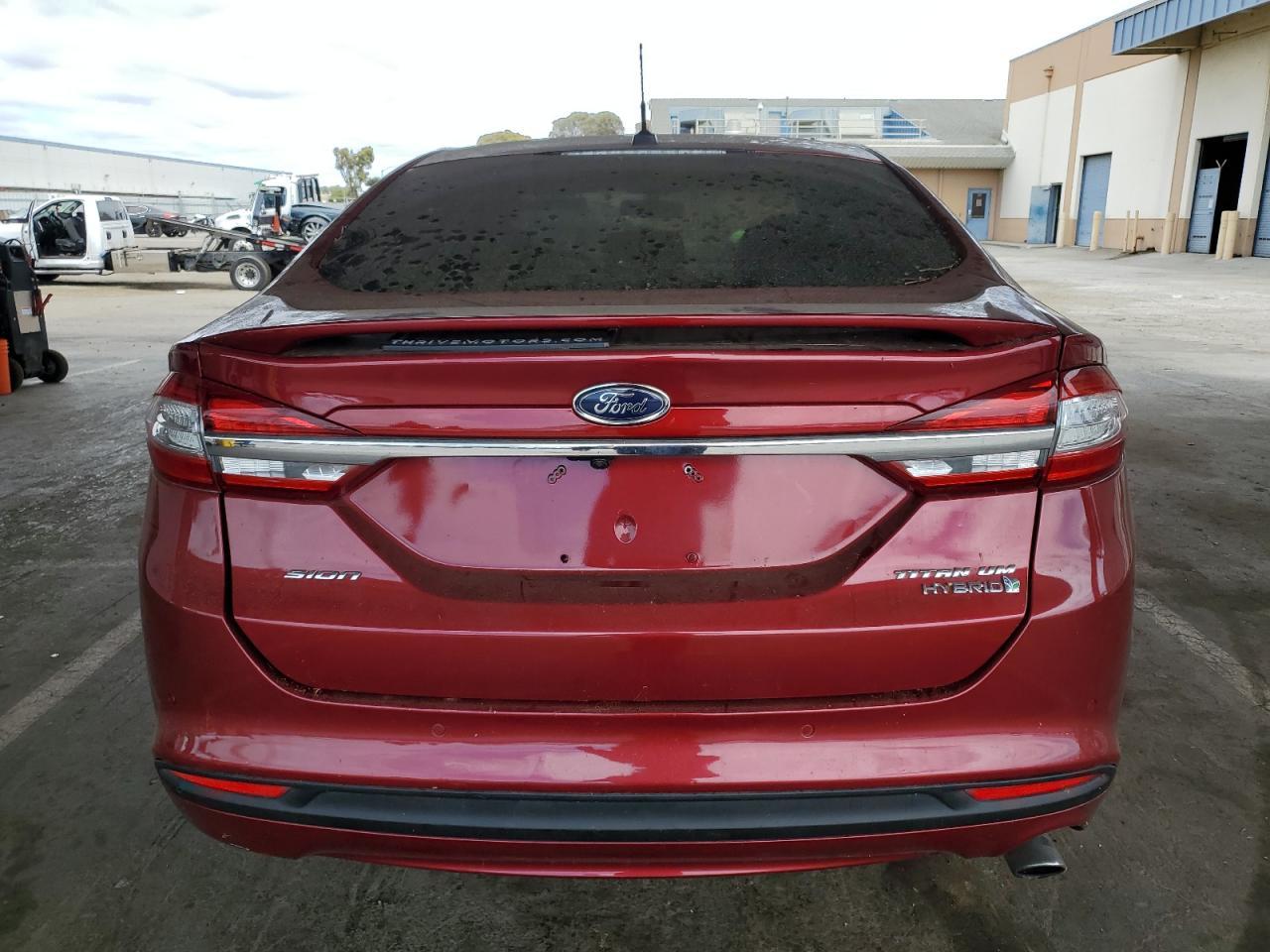 2018 Ford Fusion Titanium/Platinum Hev - Фото 6