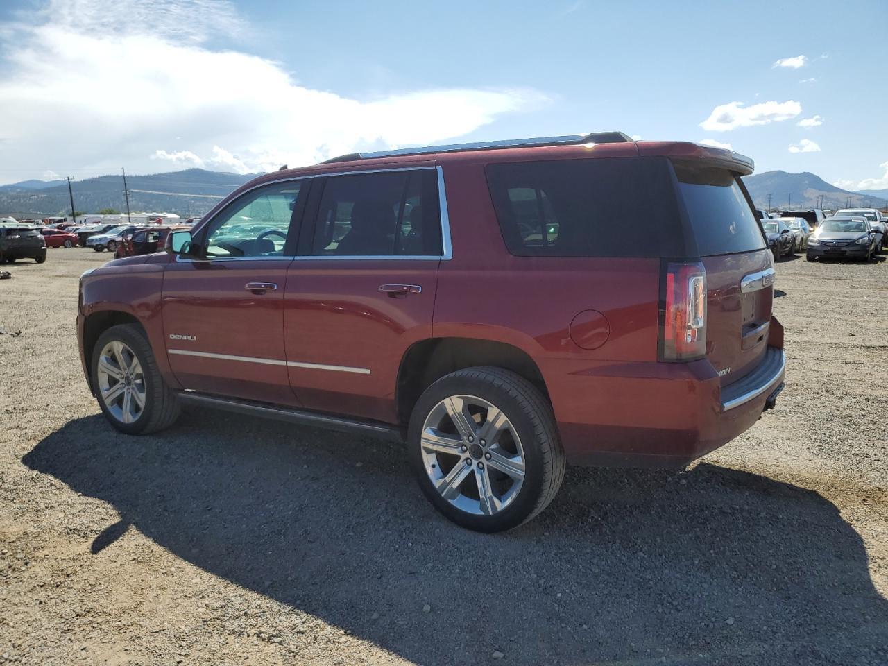 2017 GMC Yukon Denali - Фото 2