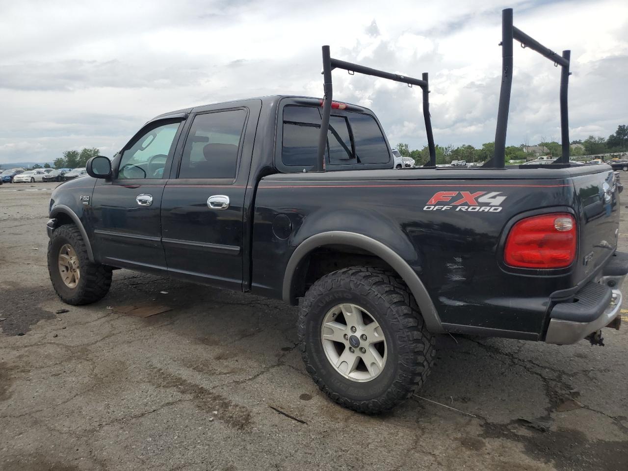 2003 Ford F150 Supercrew - Image 2