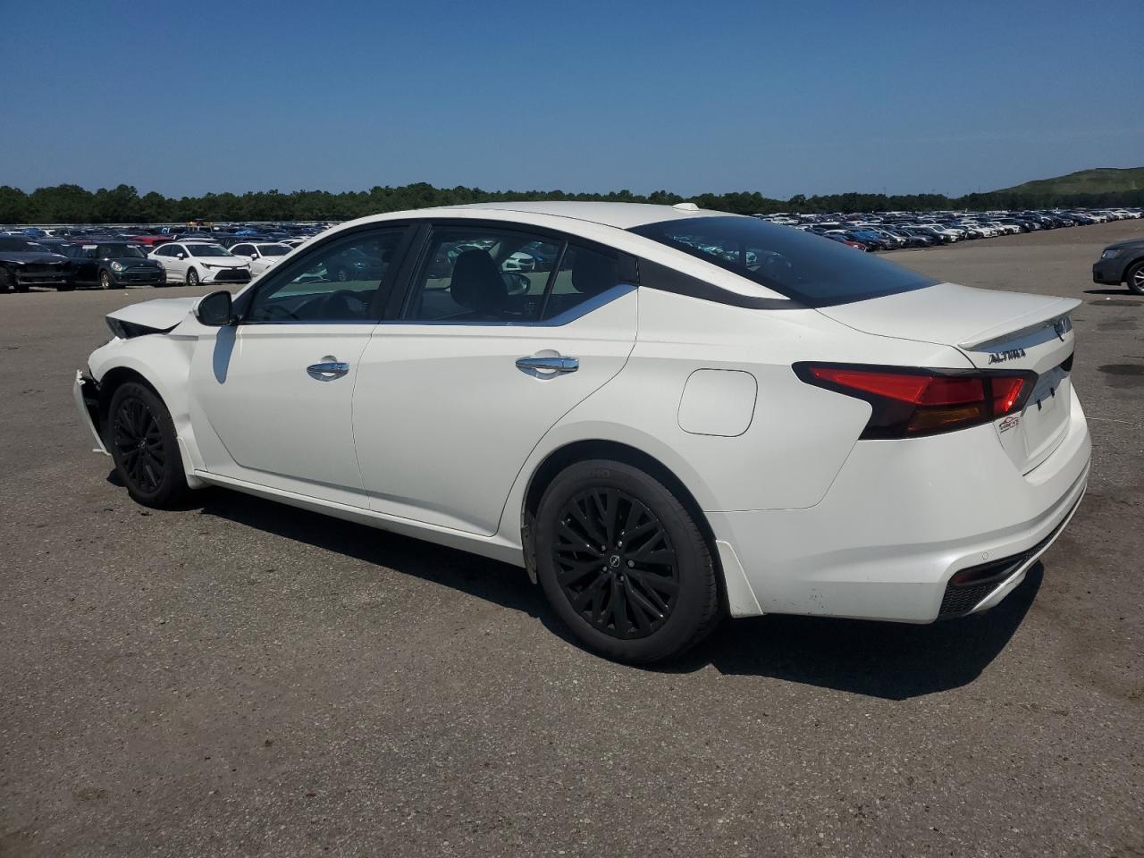 2025 Nissan Altima Sv - Фото 2