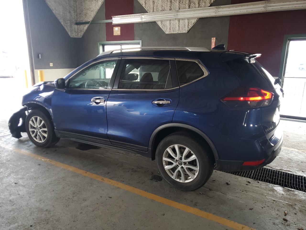 2020 Nissan Rogue S - Фото 2