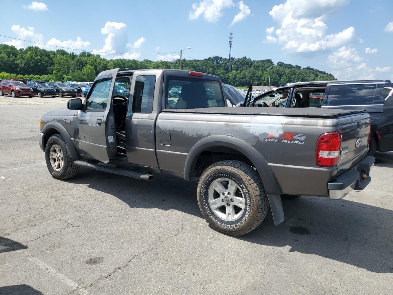 2004 Ford Ranger Super Cab - Фото 2