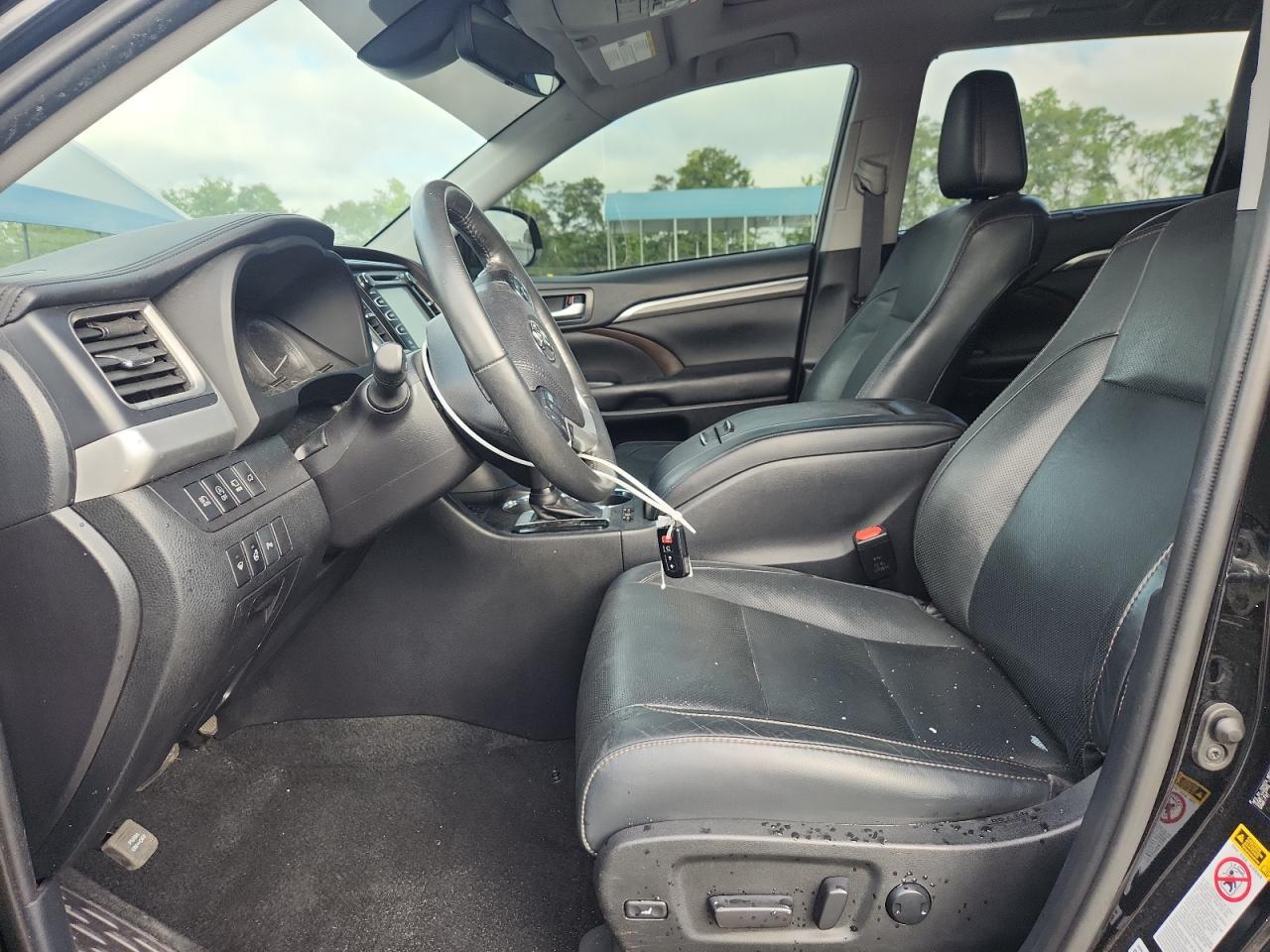 2019 Toyota Highlander Limited - Image 7